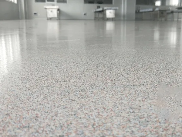 环氧彩砂地坪施工工艺以及对基面和环境的要求